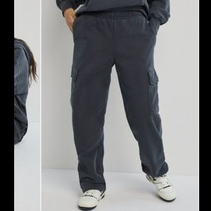 TNA Cozy Fleece Mega Cargo Sweatpants